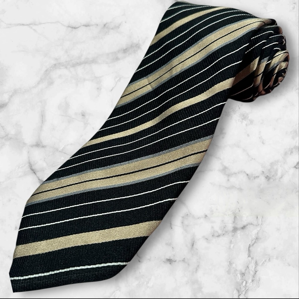 CANALI BLACK STRIPED DESIGN 100% SILK NECK TIE - Picture 1 of 4